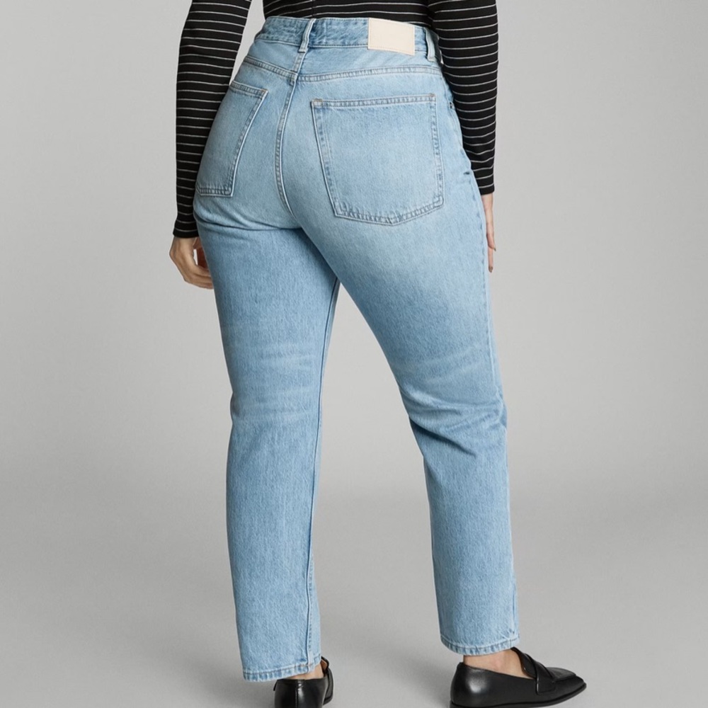 EVERLANE CURVY 90’s CHEEKY JEAN